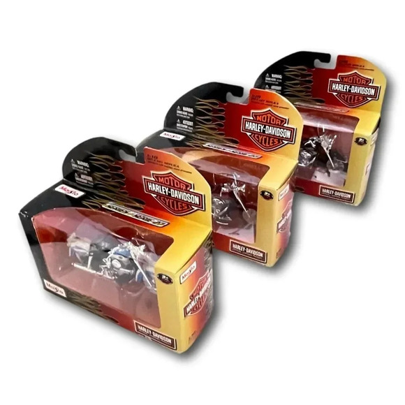 Maisto Harley Davidson Motorcycles Diecast Lot 3 1/18 Series 27  2010 - Picture 8 of 8